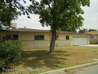 8514 Ponderosa Ave, Bakersfield CA  93306-6722 exterior