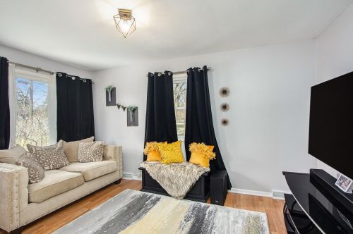 3240 Homecrest Ave, Wyoming MI exterior