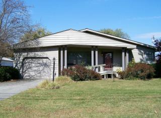 600 Dorris Heights Rd, Harrisburg, IL 62946-3433