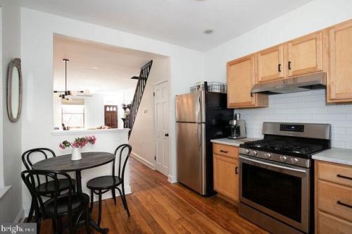 2536 Collins St, Philadelphia PA 19125-1407 exterior