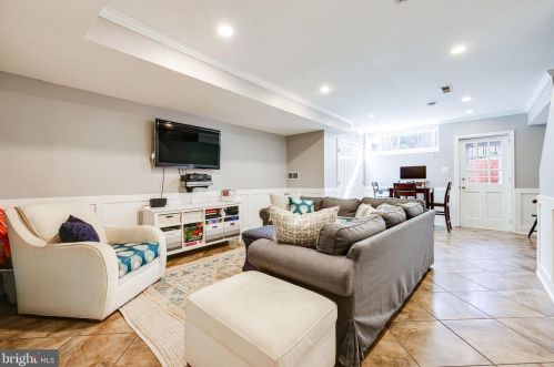 810 Fairfax St, Alexandria VA 22314-4314 exterior