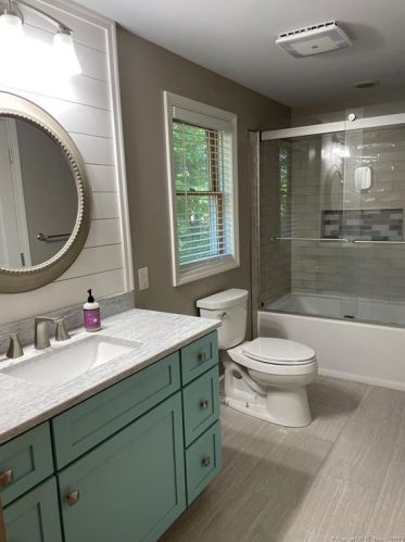 1 Upper Downs Dr, Killingly CT 06239-3220 exterior