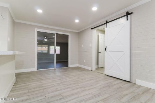 4309 72nd Ln, Phoenix AZ  85033-2511 exterior