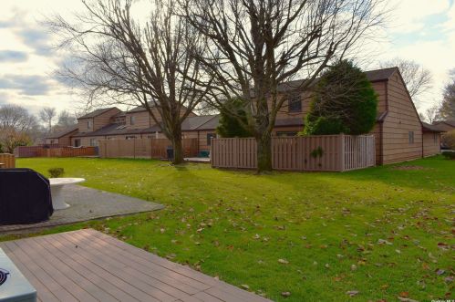 196 Scarlett Dr, Commack NY 11725-4636 exterior