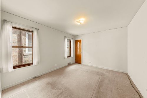 8450 Paulina St, Chicago IL 60620-4744 exterior