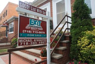 1549 16th St, Brooklyn, NY 11230-6707