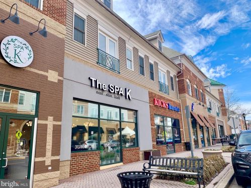 302 Ridgemont Ave, Rockville MD 20850-6061 exterior