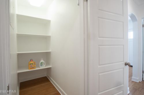 1242 Edgemont Ave, Phoenix AZ 85035-1735 exterior