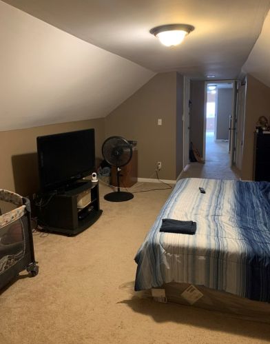 7604 Yates Blvd, Chicago IL  60649-4127 exterior