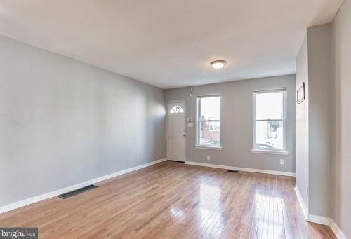 2022 Manton St, Philadelphia PA  19146-4328 exterior