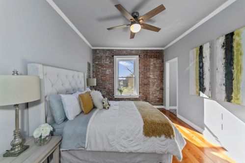 5642 Maple Ave, Saint Louis MO 63112-2722 exterior