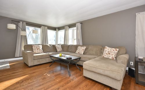 2721 85th St, Milwaukee, WI 53222-4710