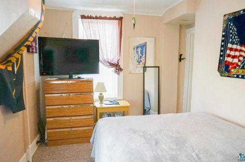 2411 5 St, Duluth MN 55806-1511 exterior