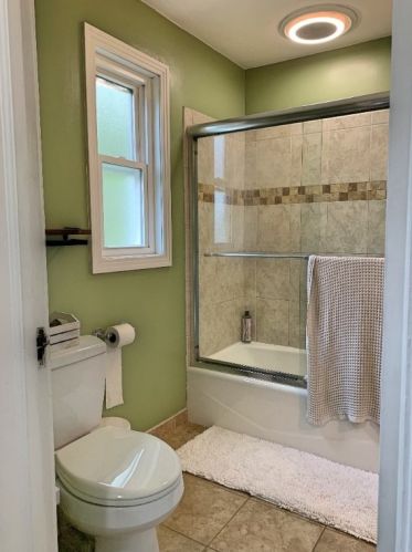 334 Caryl Dr, Pittsburgh PA  15236-4425 exterior