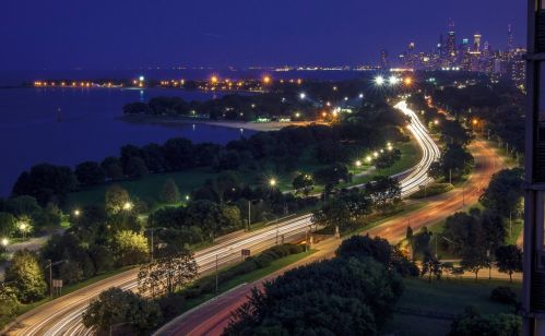 5733 Sheridan Rd, Chicago IL  60660-4758 exterior