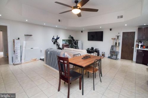 1144 4 St, Philadelphia PA 19133-3208 exterior