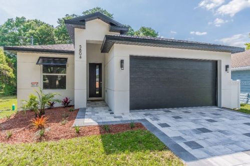 5804 Lincoln Ave, Tampa, FL 33614-5812