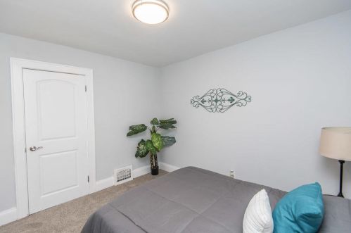 3022 72nd St, Milwaukee WI  53219-0029 exterior