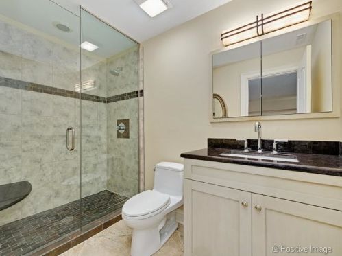 1126 Lill Ave, Chicago IL 60614-2018 exterior