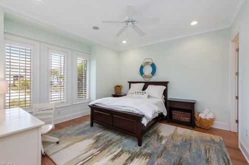 5150 Andros Dr, Naples FL 34113-8162 exterior