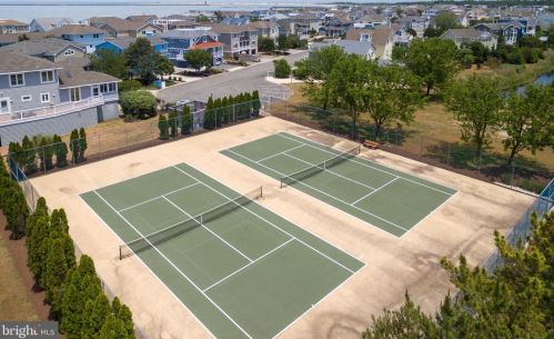 302 Cpe Shr Dr, Lewes DE 19958-3101 exterior