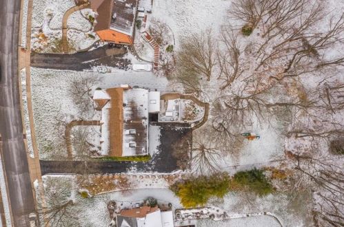 499 Hollydale Dr, Pittsburgh, PA 15241-1755