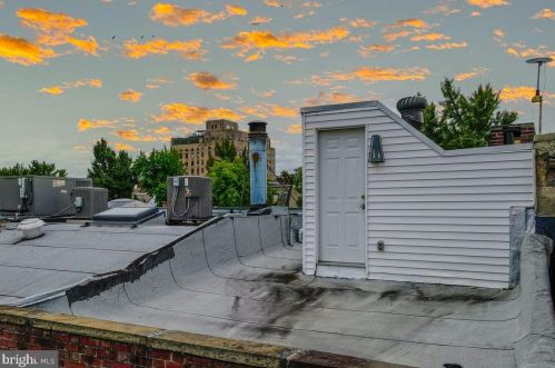 1940 Delancey Pl, Philadelphia PA 19103-6612 exterior