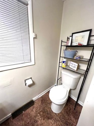 1070 James Ave, Meskegon MI  49442-2136 exterior