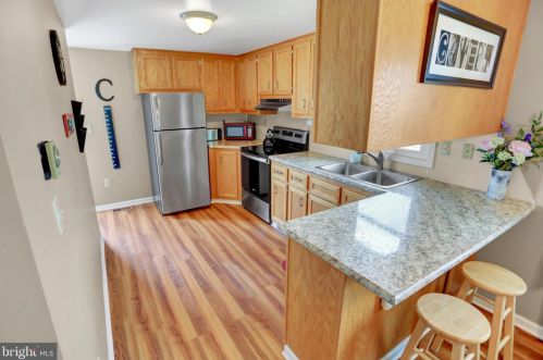 484 Columbus Ave, Littlestown PA 17340-1516 exterior