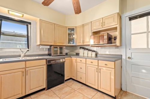 1428 21 Ave, Broadview IL 60153-1473 exterior