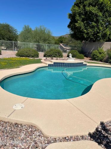 25446 40th Ln, Phoenix, AZ 85083-2437