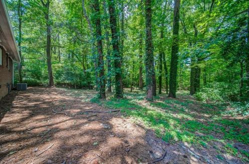 856 Harwell Rd, Atlanta GA  30318-5828 exterior