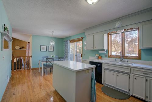 4585 Clf Rdg Ct, Saint Paul MN 55123-1852 exterior