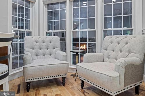 951 Rhonda Pl, Leesburg VA  20175-5632 exterior