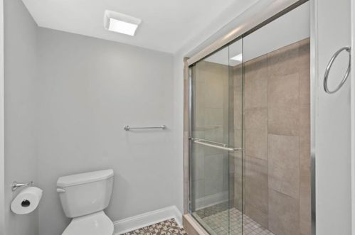 5416 Camelia St, Pittsburgh PA  15201-2211 exterior