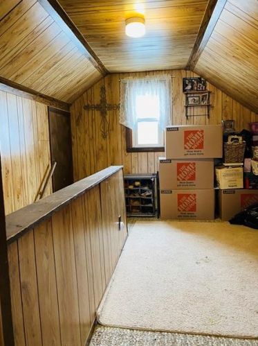 738 Camp Hollow Rd, Pittsburgh PA 15122-3300 exterior