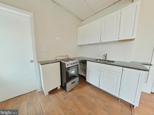 1422 Diamond St, Philadelphia PA 19122-1721 exterior