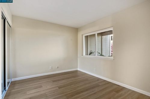 21 Emerson Dr, Mill Valley CA 94941-2212 exterior