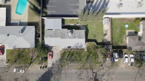 51 Almond Ave, Turlock, CA 95380-3101