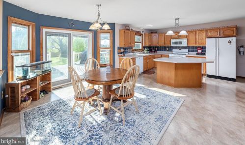 432 Labrador Trl, Harrison Township NJ 08062-3220 exterior