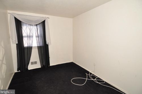 1169 Lower Fry Rd, Trenton NJ 08618-1828 exterior