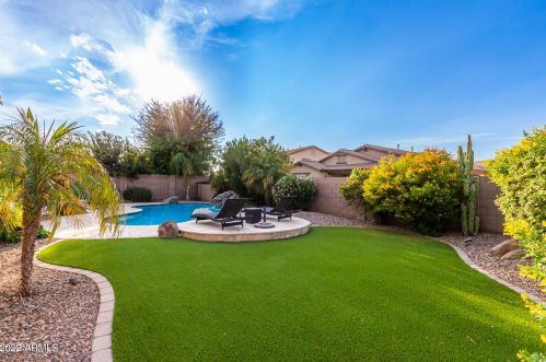 654 Bartlett Way, Chandler AZ  85248-5088 exterior