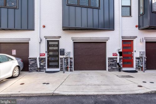 1413 Darien St, Philadelphia PA 19147-5726 exterior