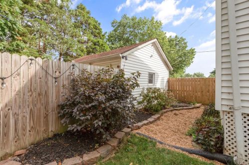 1912 Mccausland Ave, Saint Louis MO 63117-1906 exterior