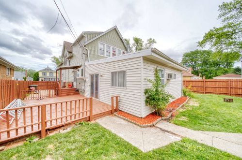 1000 8 Ave, Broadview IL 60153-1903 exterior