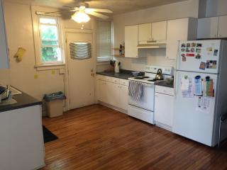 5615 Hobart St, Pittsburgh PA  15217-2115 exterior