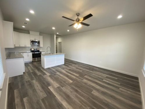 924 Collins St, Denison TX  75020-7537 exterior