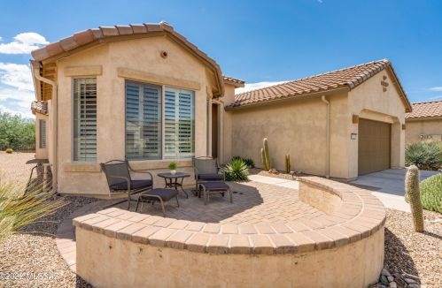 1121 Night Heron Dr, Green Valley AZ 85614-6014 exterior