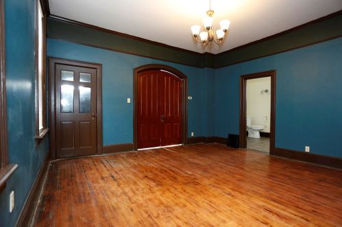 508 Wright St, Milwaukee, WI 53212-2939