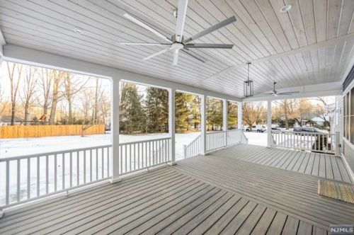 81 Trommel Dr, Mahwah NJ 07430-1533 exterior